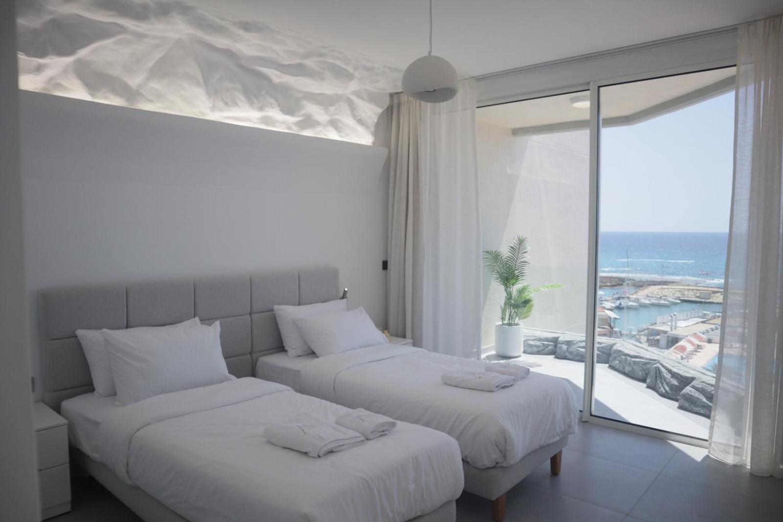 Aqualand Hotel & Resort Batroûn Buitenkant foto